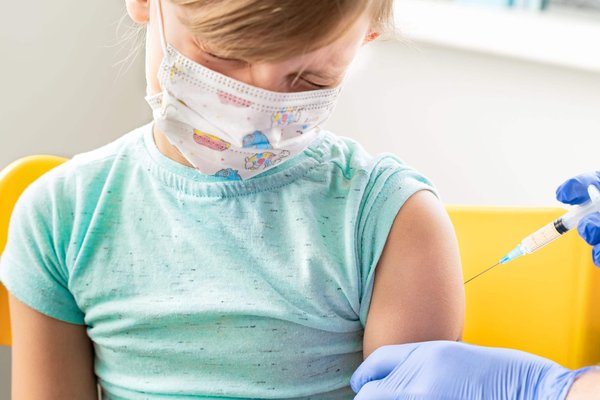 Quelles astuces pour organiser des vacances à vélo en famille avec de jeunes enfants?